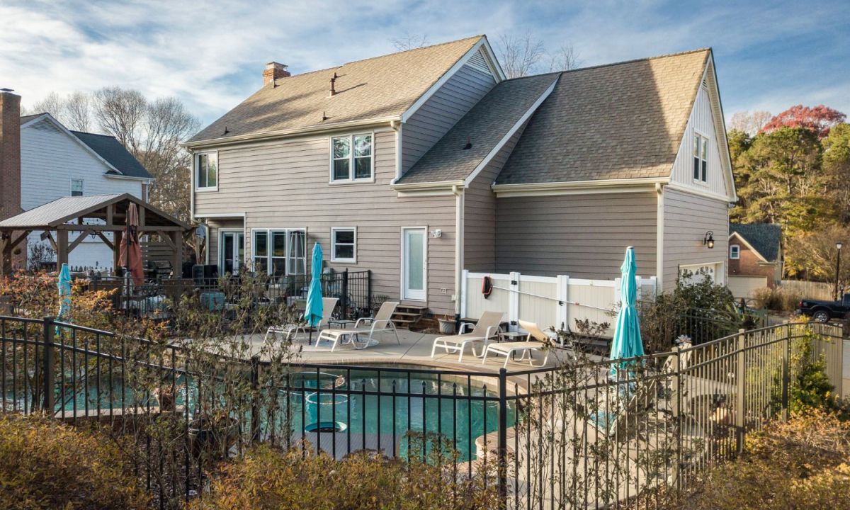 How Long Does a New Roof Last
